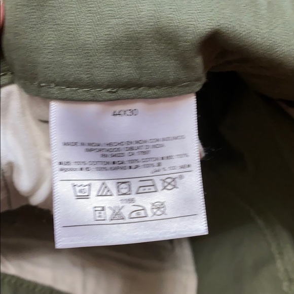 NWT Old Navy green SLIM pants size: 44 x 30, low on the hips! - Picture 7 of 7